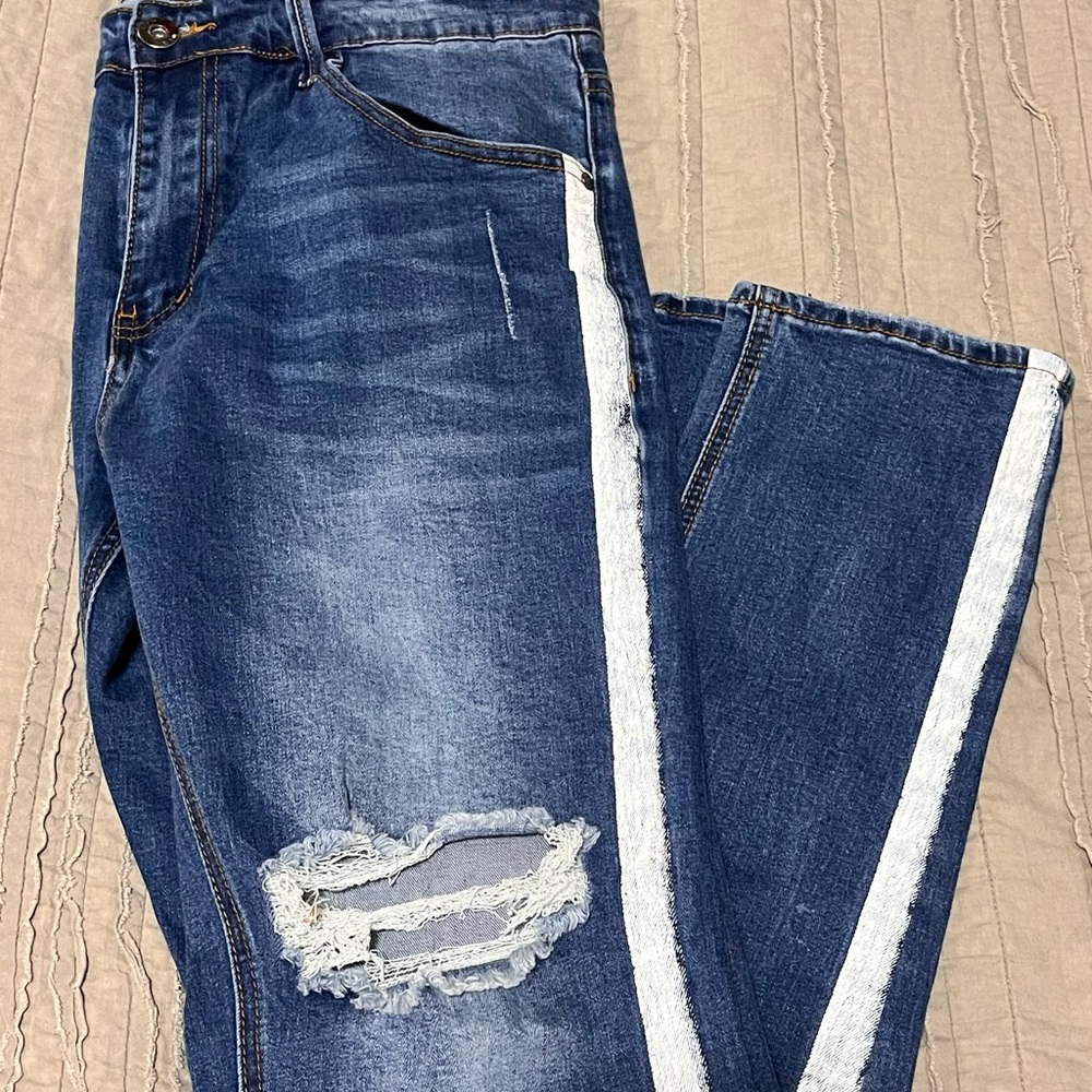 Men’s size 36 KDNK jeans